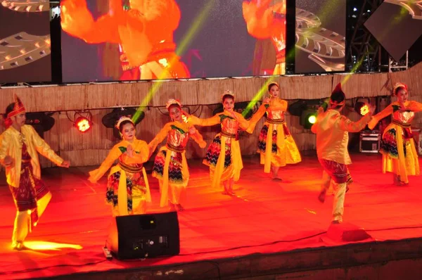 Banjarmasin Kalimantan Meridionale Indonesia Ottobre 2021 Danze Diurne Eseguite Festival — Foto Stock