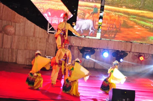 Banjarmasin Kalimantan Sud Indonésie Octobre 2021 Danses Dayak Dans Festival — Photo