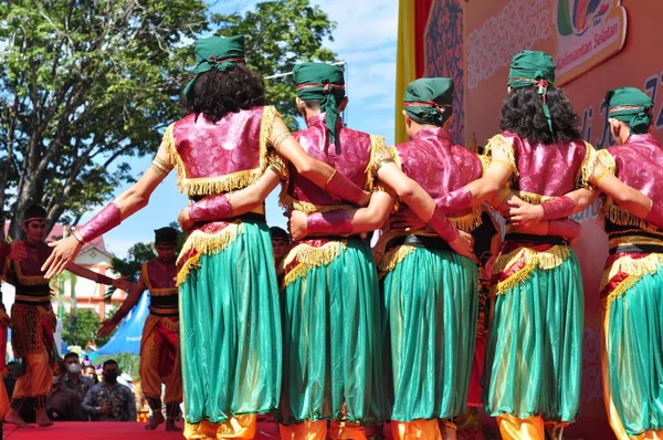 Банджармасин Южный Калимантан Индонезия Октября 2021 Года Даяк Фачес Выступил — стоковое фото
