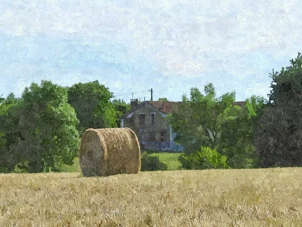 Arka planda bir saman balyası ve bir kır evi manzarası.