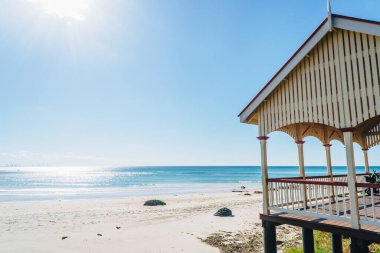 Altın Sahili, Queensland 'deki Kirra kulübesinde geniş açı.