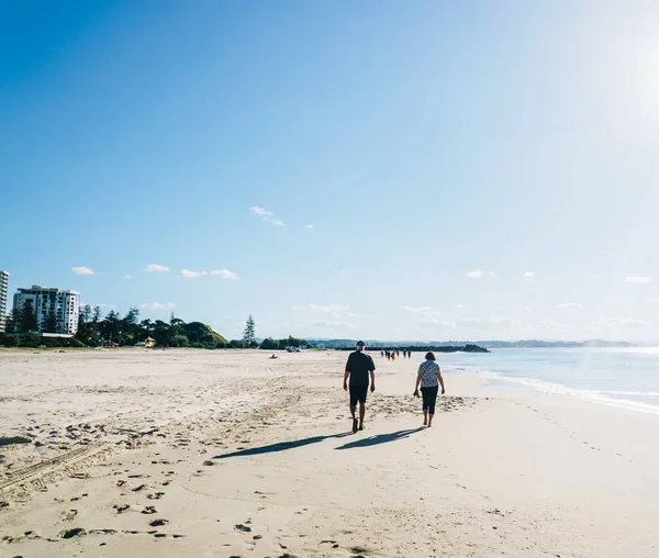 Walking Coolangatta Beach Gold Coast — ストック写真