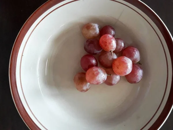 Grape Fruits Plate Isolated Close — Photo