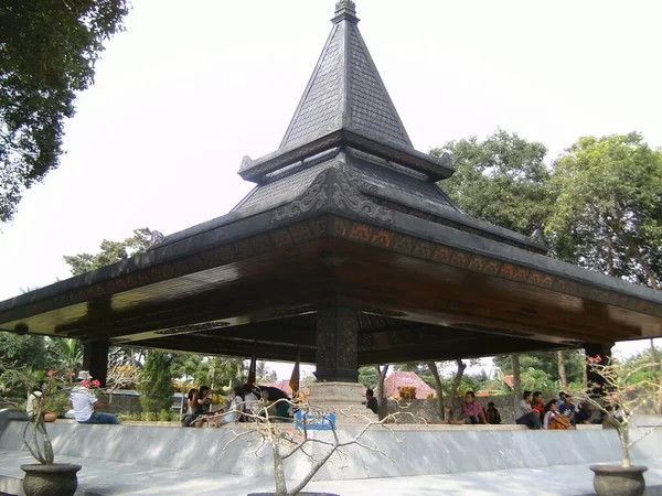 Blitar Indonesien September 2008 Das Grab Von Herrn Soekarno Unter — Stockfoto