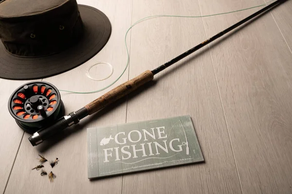 Gone Fishing Sign Fly Fishing Tackle Light Wood Background — ストック写真