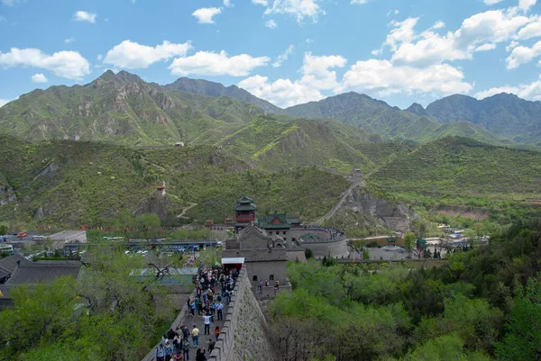 Badaling China Maio 2010 Turistas Inspecionando Grande Muralha China — Fotografia de Stock