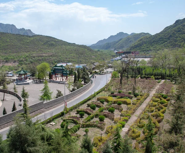 Badaling Čína Květen 2010 Turistický Autobus Parkoviště Nákupní Pasáž Badaling — Stock fotografie