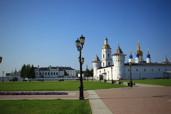 Utsikt Över Tobolsk Kreml Mot Den Blå Himlen — Stockfoto