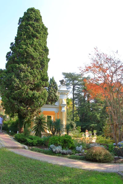 Sochi Russia October 2021 View Greek Gazebo Arboretum Park — Stock Photo, Image