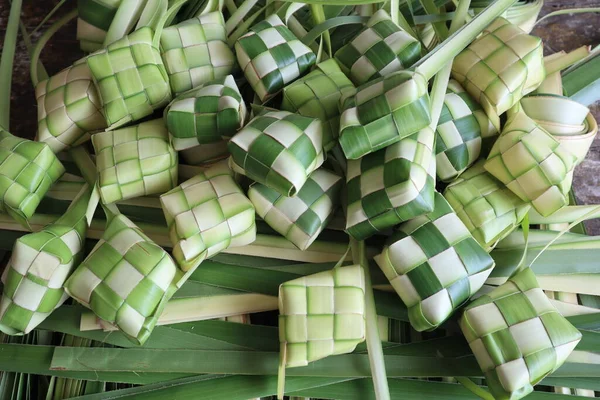 Ketupat Rice Dumplings Ketupat Natural Rice Sleeve Made Young Coconut — Fotografie, imagine de stoc