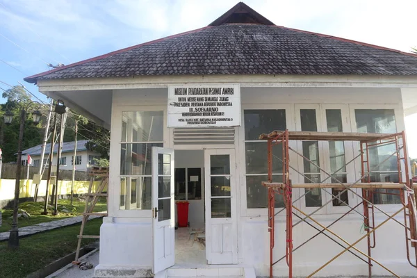 Widok Przodu Seaplane Landing Muzeum Budynku Iluta Village Prowincja Gorontalo — Zdjęcie stockowe