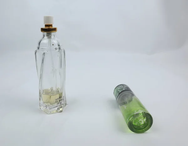 Парфюмерная Бутылка Белом Фоне — стоковое фото