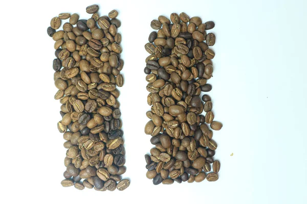 Pause Symbol Made Fresh Roasted Arabica Coffee Beans White Background — Fotografia de Stock