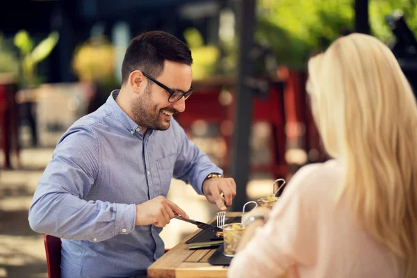 Happy Man Enjoying While Dining His Girlfriend Restaurant — 스톡 사진