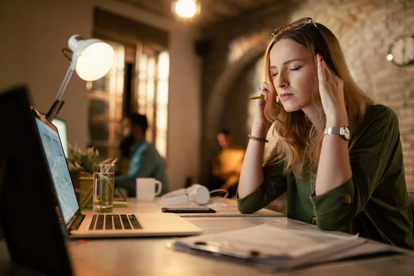 Young Businesswoman Having Headache While Working Late Computer Office — Foto de Stock