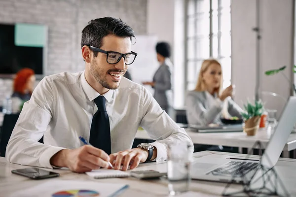 Happy Financial Advisor Taking Notes While Using Computer Office People — Stock Fotó