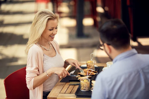 Happy Woman Enjoying Lunch While Eating Her Boyfriend Restaurant — Stockfoto