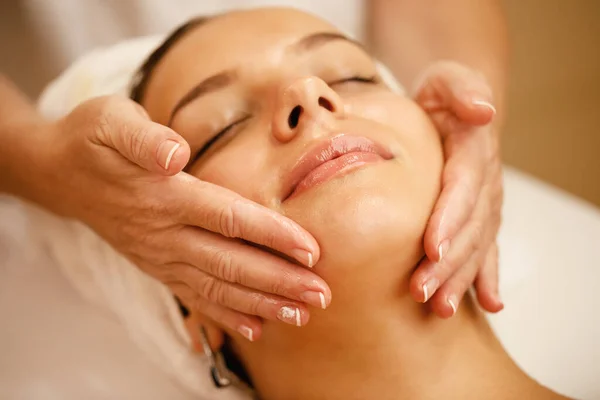 Close Young Woman Having Facial Massage Beauty Treatment Spa Salon — 图库照片