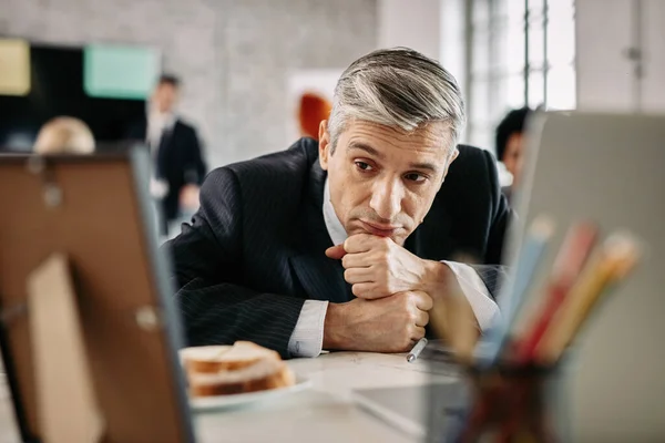 Pensive Businessman Feeling Tired Work Contemplating While Sitting Desk Office — Stock Fotó