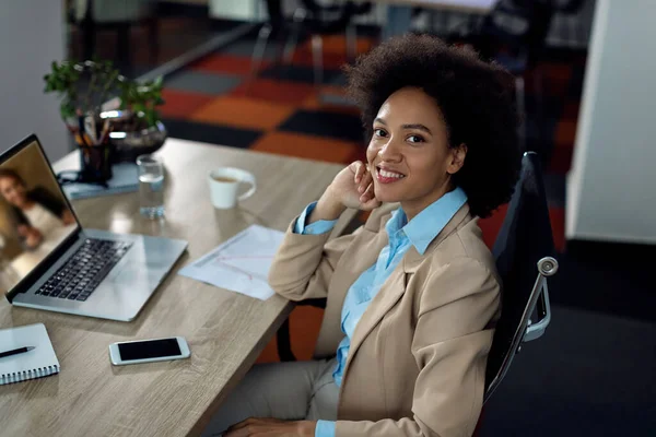 Happy African American Female Entrepreneur Working Office Looking Camera — ストック写真