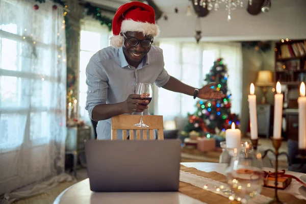 Happy African American Man Using Laptop Talking Someone Video Call — ストック写真