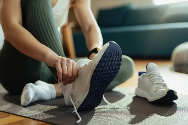 Close Sportswoman Preparing Workout Putting Sneakers — 图库照片