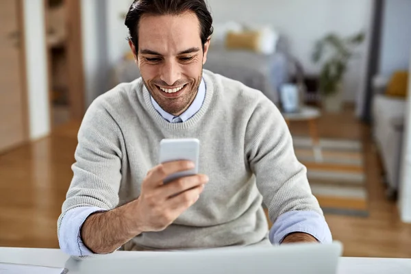 Young Happy Businessman Working Home Text Messaging Mobile Phone — Stockfoto