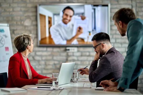 Business Team Working Meeting Having Video Conference Colleague Focus Businesswoman — Fotografia de Stock