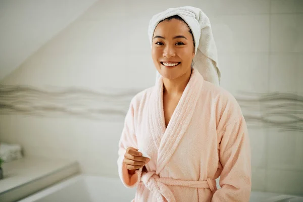 Portrait Happy Asian Woman Hair Wrapped Towel Wearing Bathrobe Bathroom — Φωτογραφία Αρχείου