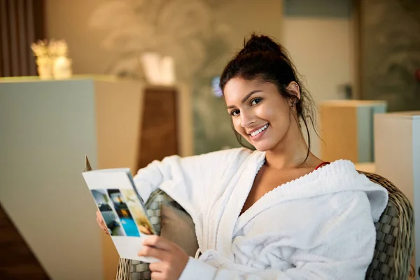 Beautiful Woman Bathrobe Reading Magazine While Relaxing Beauty Spa Looking — Stockfoto