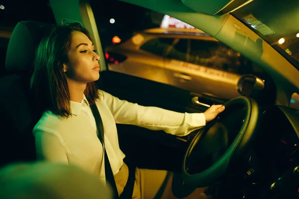 Tired Woman Feeling Sleepy While Driving Car Night — Stockfoto