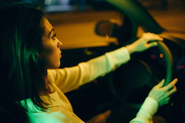 Young Thoughtful Woman Driving Car — Fotografia de Stock