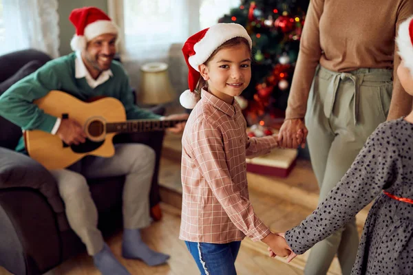 Happy Little Girl Celebrating Christmas Her Family Having Fun Home — ストック写真