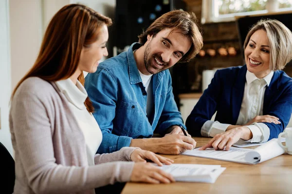 Young Happy Man Talking His Wife While Signing Contract Meeting — Foto Stock