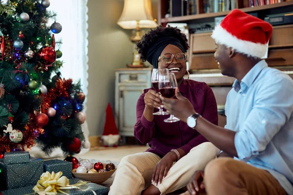 Young Black Couple Laughing Having Fun While Toasting Wine New — ストック写真
