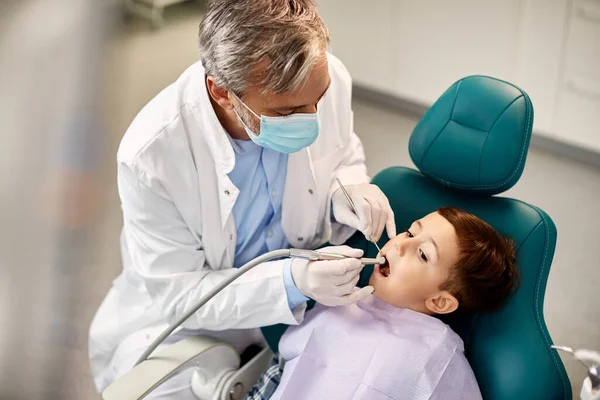 Little Boy Having Teeth Check Appointment Dental Clinic — Stockfoto