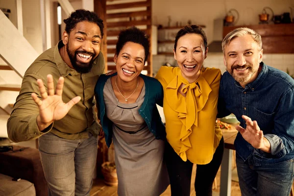 Portrait Happy Multiracial People Having Fun Together Waving Camera — Fotografia de Stock