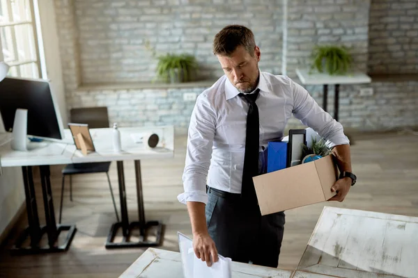 Mid Adult Businessman Holding His Belongings Feeling Sad Because Lost — Stockfoto