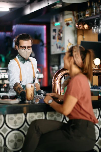 Happy Barmen Serving Drink Female Customer Wearing Face Mask Due — Stok fotoğraf
