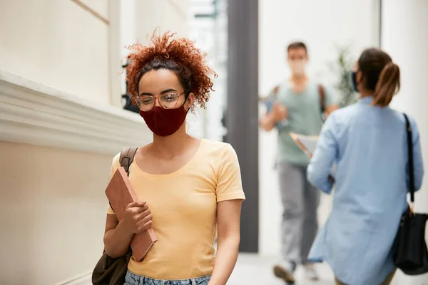 Pensive College Student Walking Hallway Wearing Face Mask Due Covid — Foto Stock
