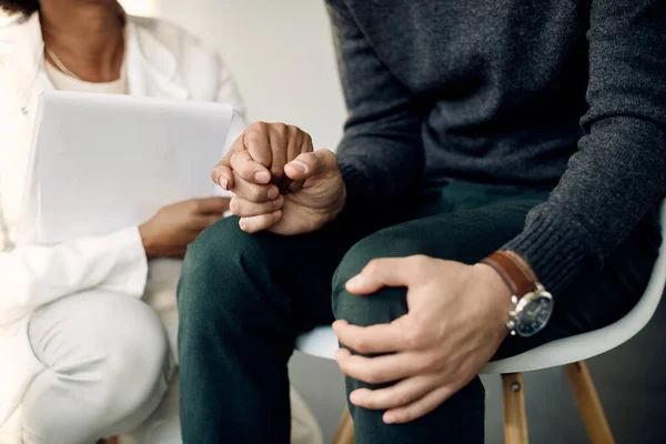 Close Upset Man Holding Hands Psychotherapist Session — Stock Photo, Image