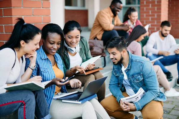 Multi Ethnic Group Happy College Friends Surfing Net Laptop Campus — Fotografia de Stock