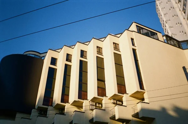 Edifício Moderno Nas Ruas Kiev — Fotografia de Stock