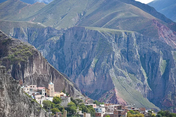 Iruya, Arjantin 'in Salta dağlarında kayıp bir kasaba.