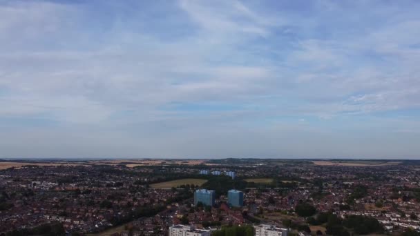 Gorgeous Aerial View Luton City England Sunset Time Colourful Clouds — Stock video