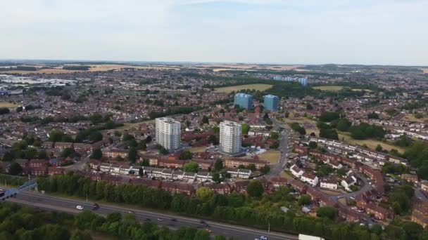 Gorgeous Aerial View Luton City England Sunset Time Colourful Clouds — Stock video