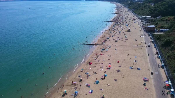 High Angle Footage Beach Front People Aerial View Ocean Bournemouth — ストック写真