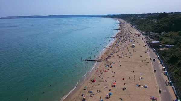 High Angle Aerial View People Enjoying Beach Sea Front Bournemouth — ストック写真