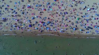 Hava görüntüleri yüksek açılı Drone 'un şehir manzarası ve İngiltere' nin manzarası Büyük Britanya İHA 'sının görüntüleri