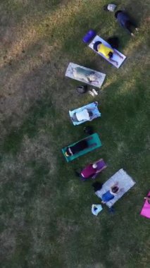 Hava görüntüleri yüksek açılı Drone 'un şehir manzarası ve İngiltere' nin manzarası Büyük Britanya İHA 'sının görüntüleri